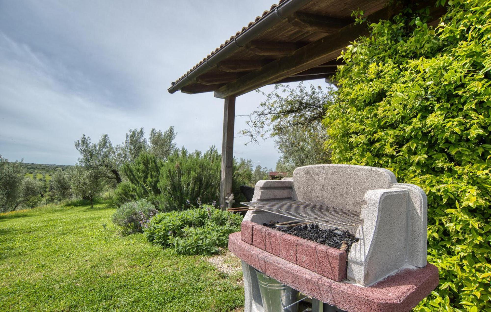 Lovely Home In Farnese With Kitchen Esterno foto